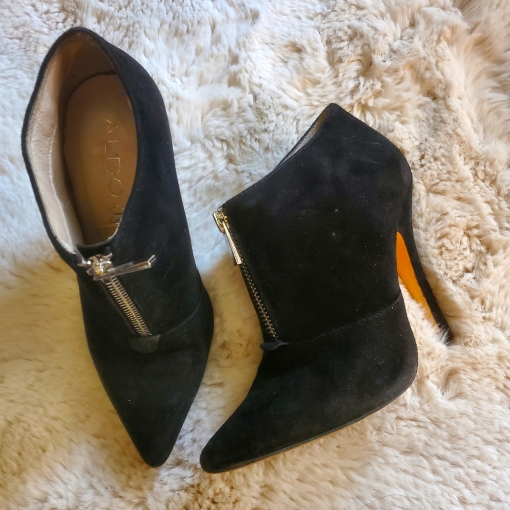 Size 5 Suede Ankle Boots